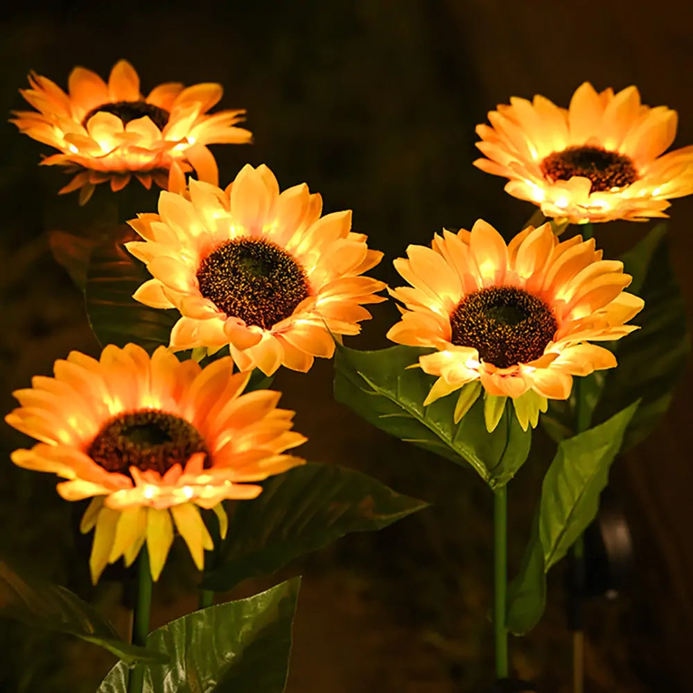 Sunflowers Solar Lawn Light - Quinzey